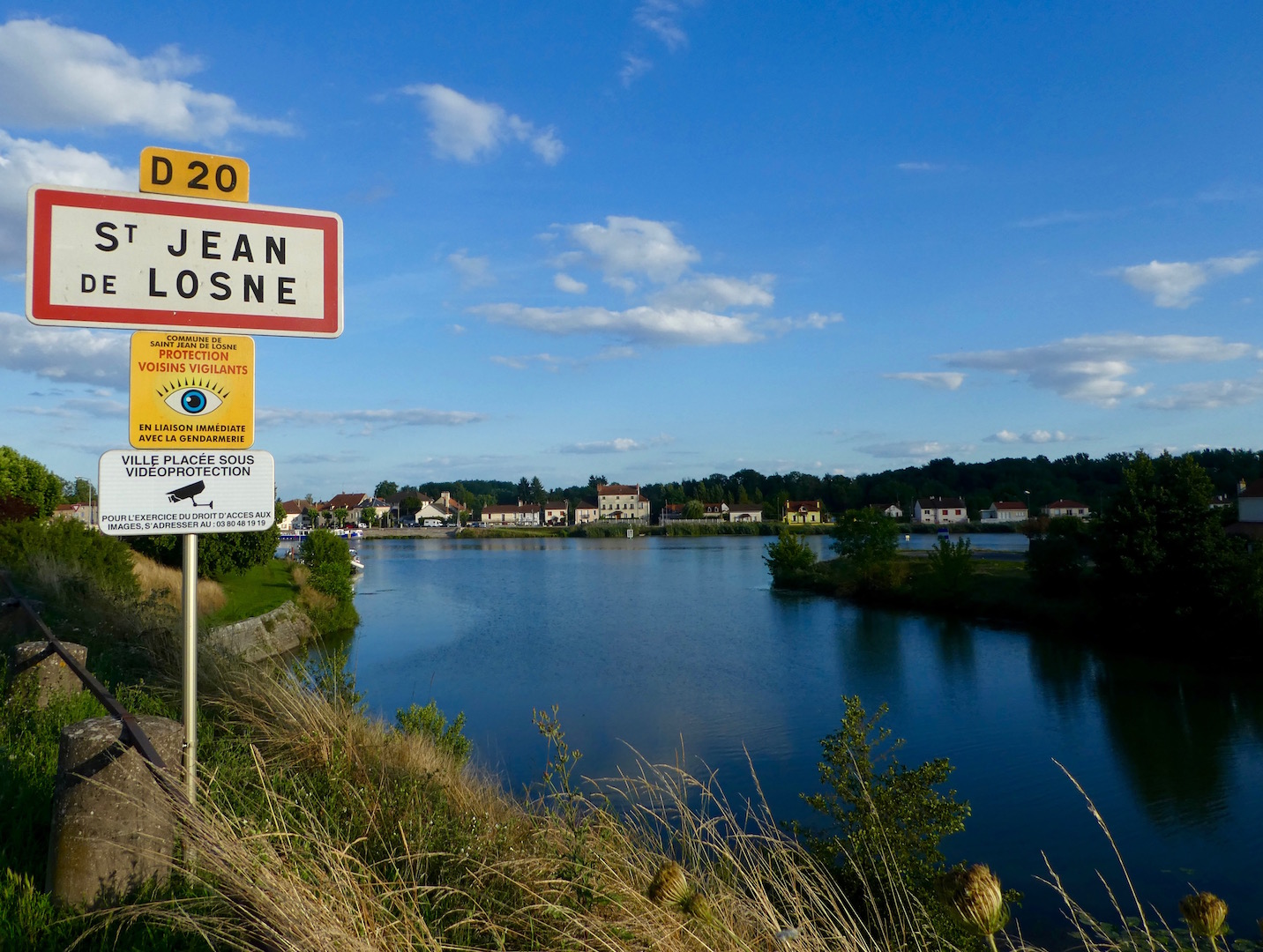 A week in St JeandeLosne, 815 July Travels with Verne and Roy